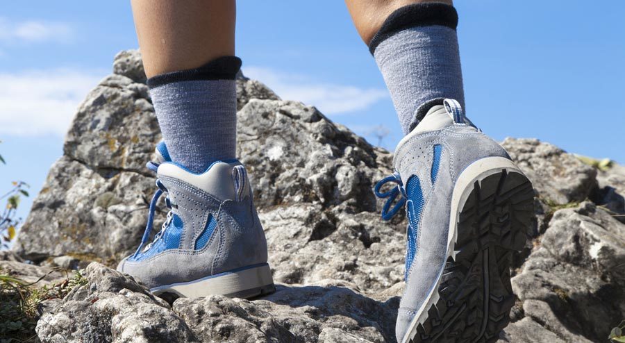 Best Compression Socks for Travel (Especially for all You Hikers)